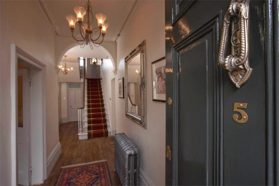 Number 5 Bed & Breakfast Shaftesbury Exterior photo