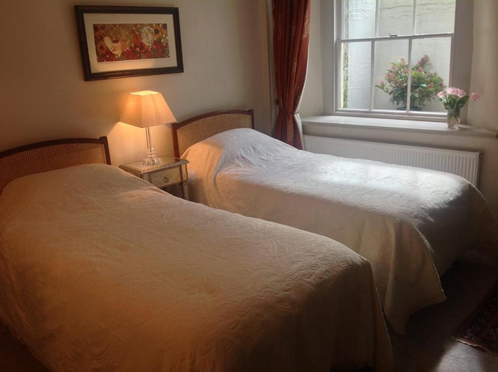 Number 5 Bed & Breakfast Shaftesbury Room photo